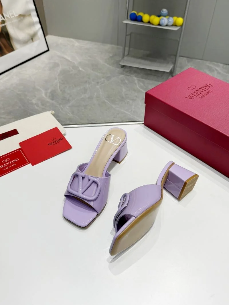 Valentino Slippers Elegant 36558