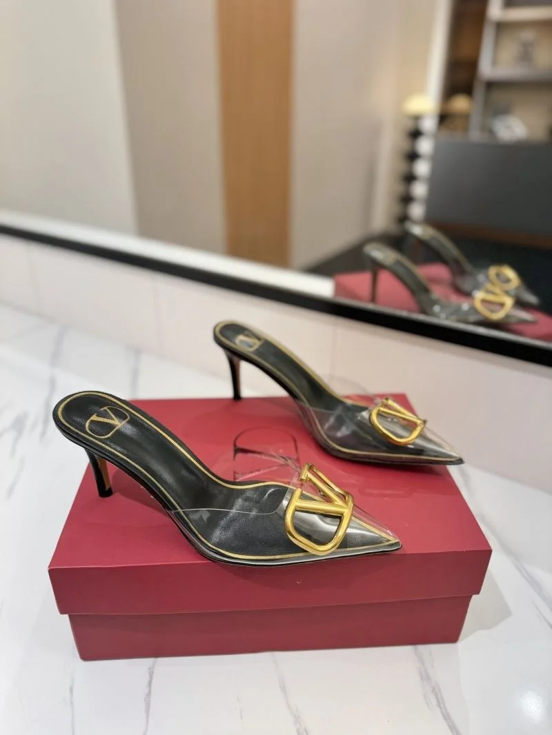 Valentino Slippers Durable 36548