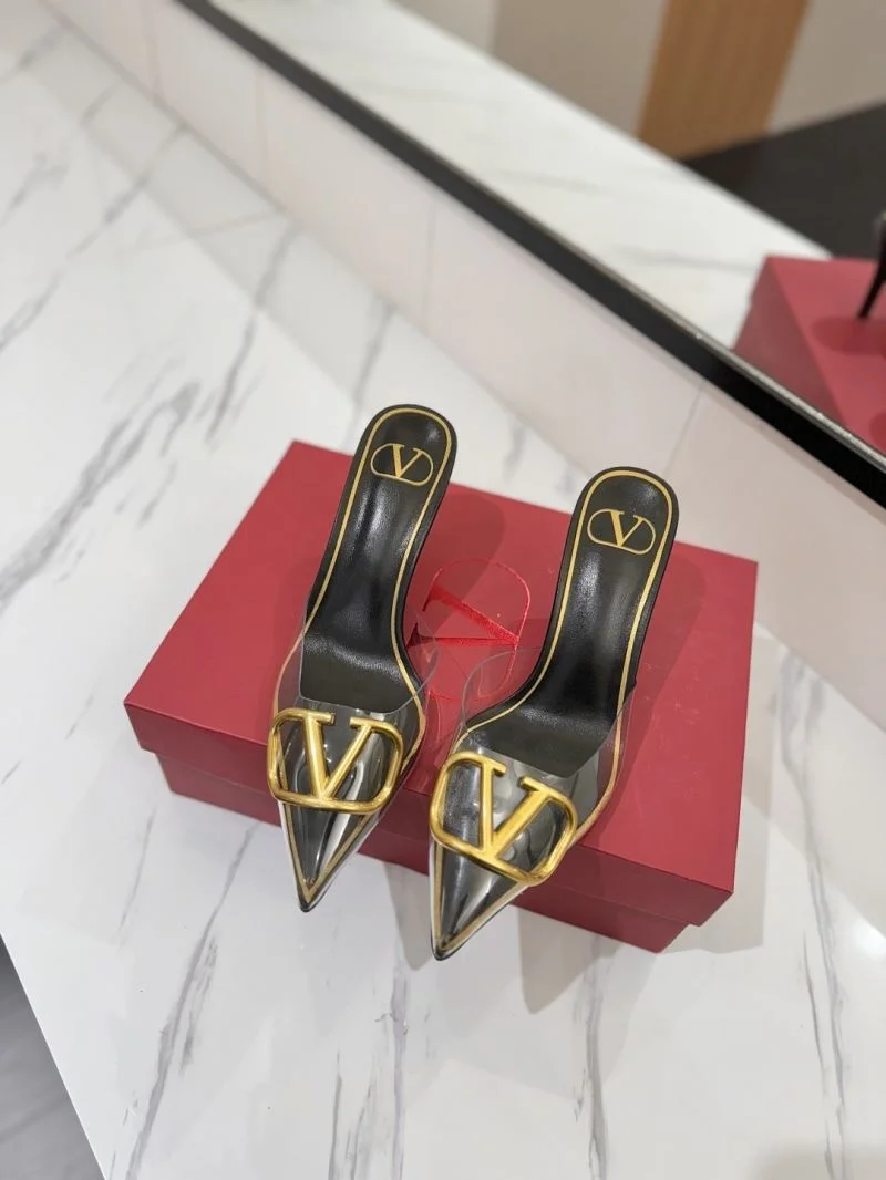 Valentino Slippers Durable 36548