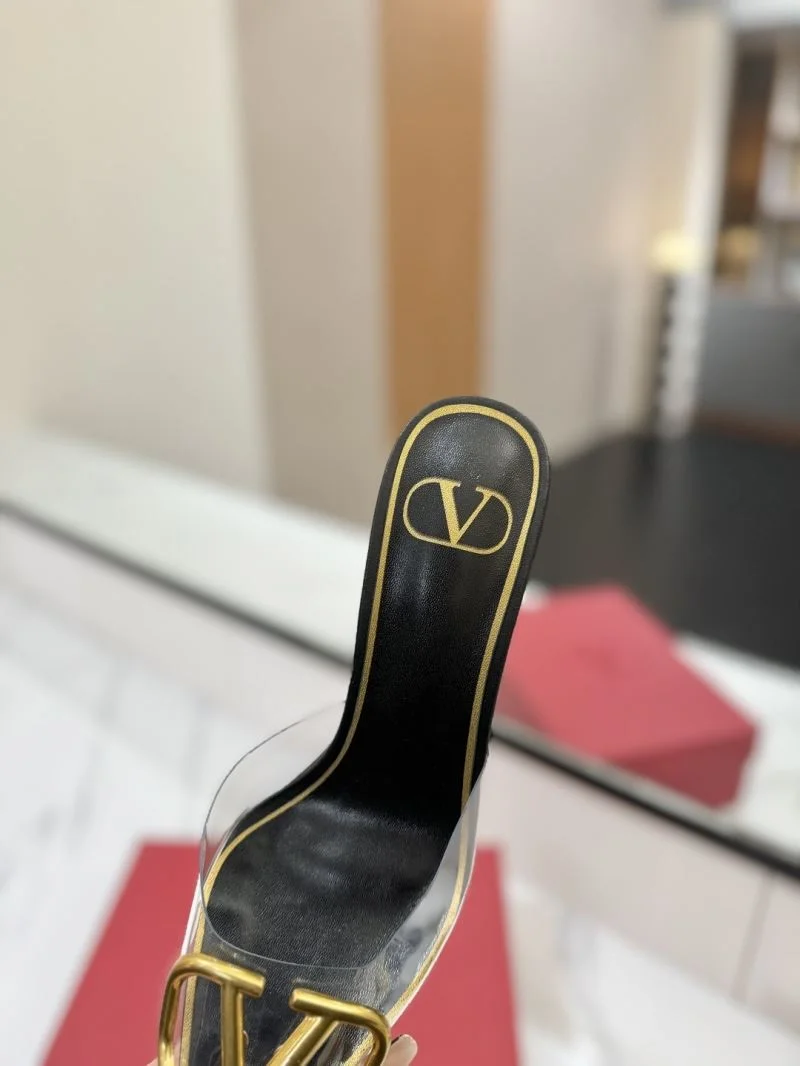 Valentino Slippers Durable 36548
