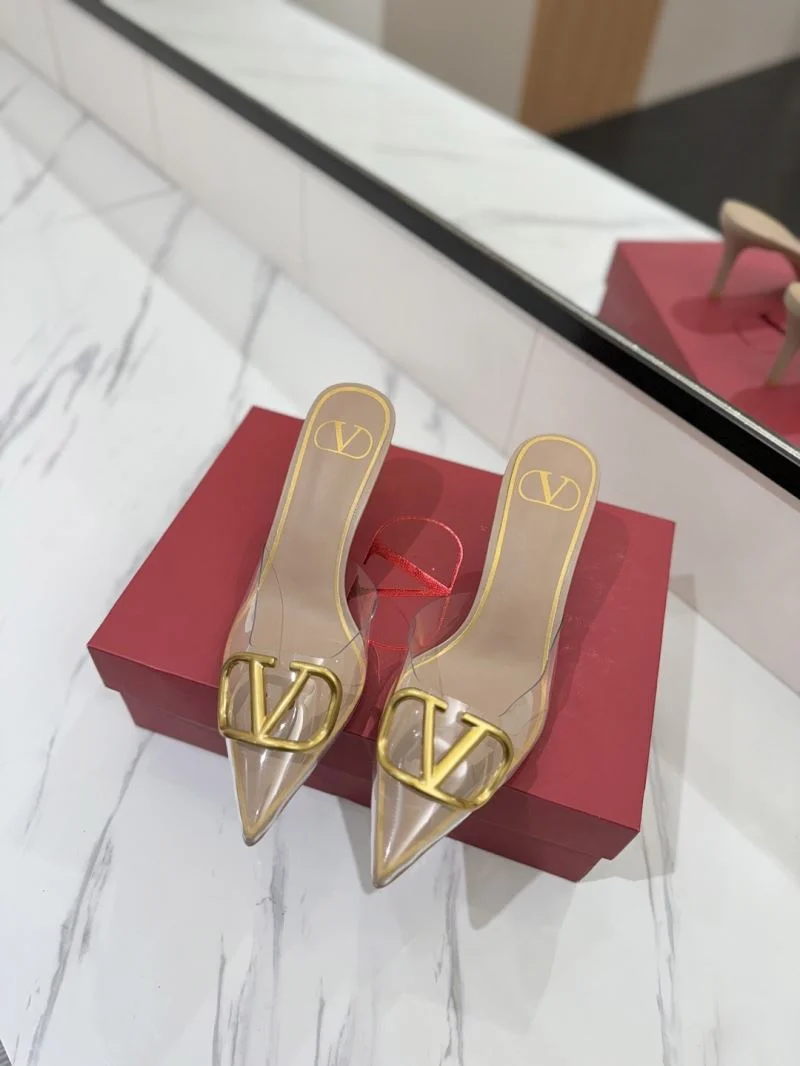 Cozy Valentino Slippers 36551