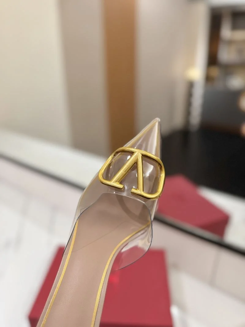 Cozy Valentino Slippers 36551