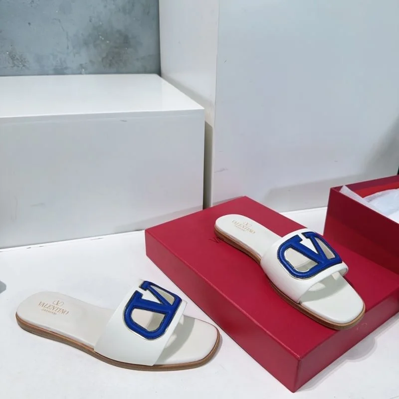 Valentino Slippers Breathable 36532