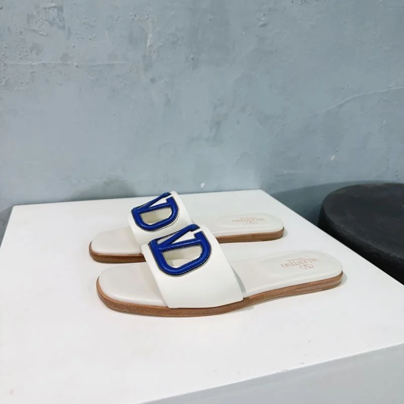 Valentino Slippers Breathable 36532