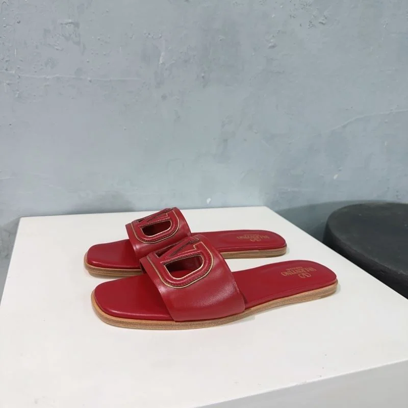 Vibrant Valentino Slippers 36536