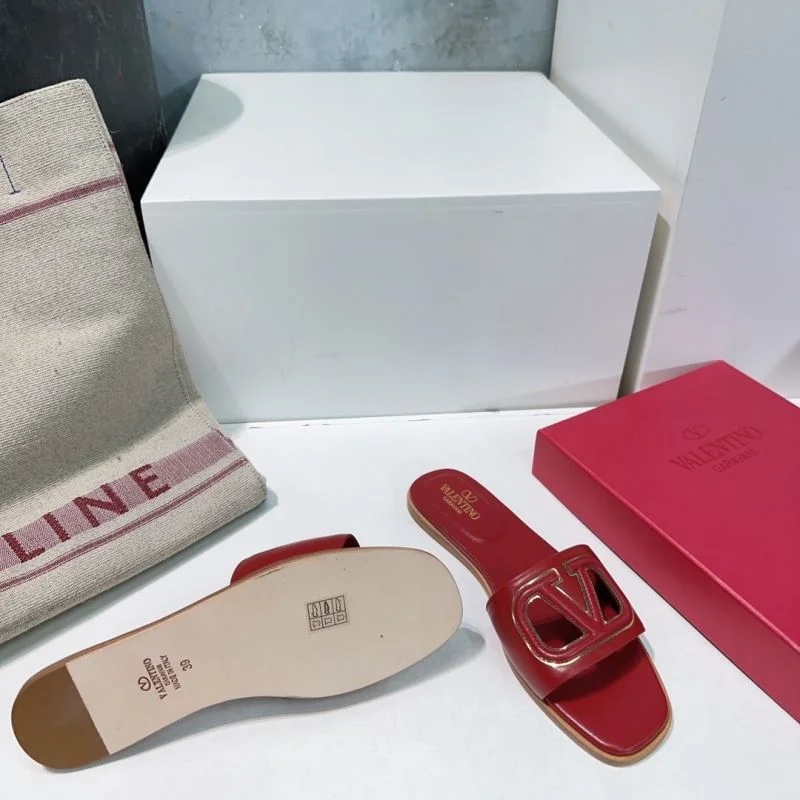 Vibrant Valentino Slippers 36536