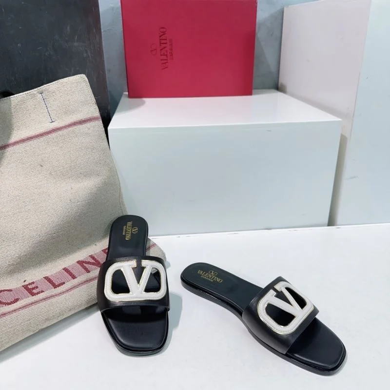 SportInspired Valentino Slippers 36525