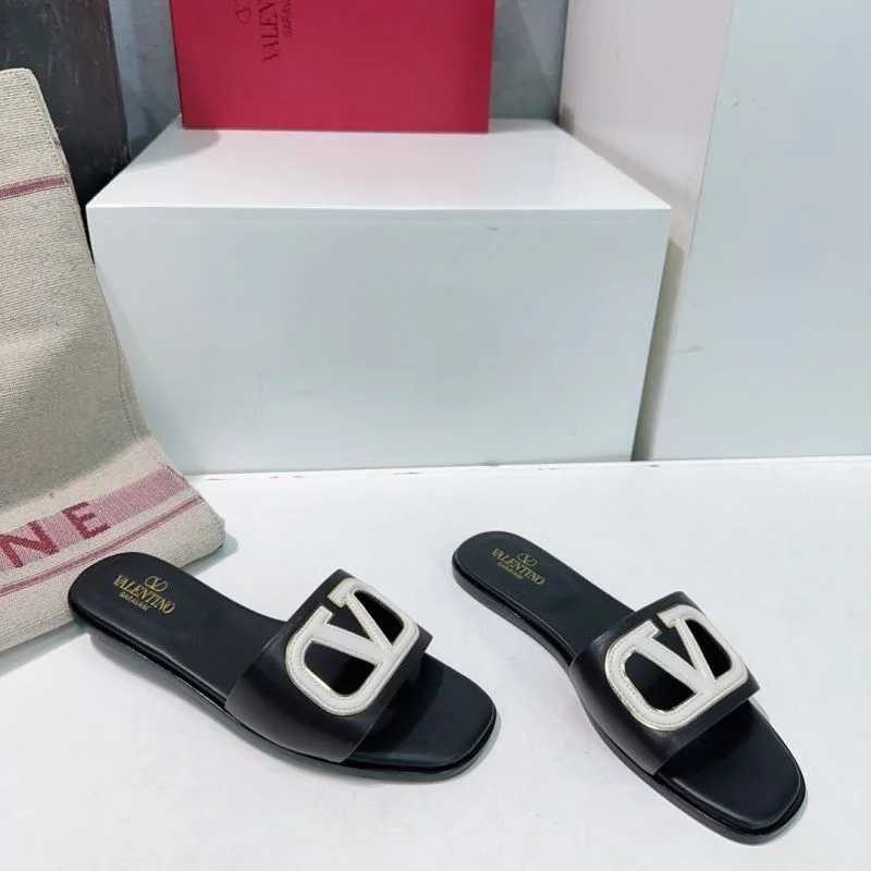 SportInspired Valentino Slippers 36525