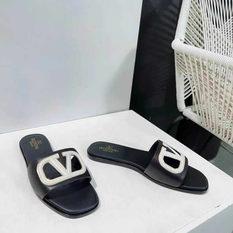 SportInspired Valentino Slippers 36525
