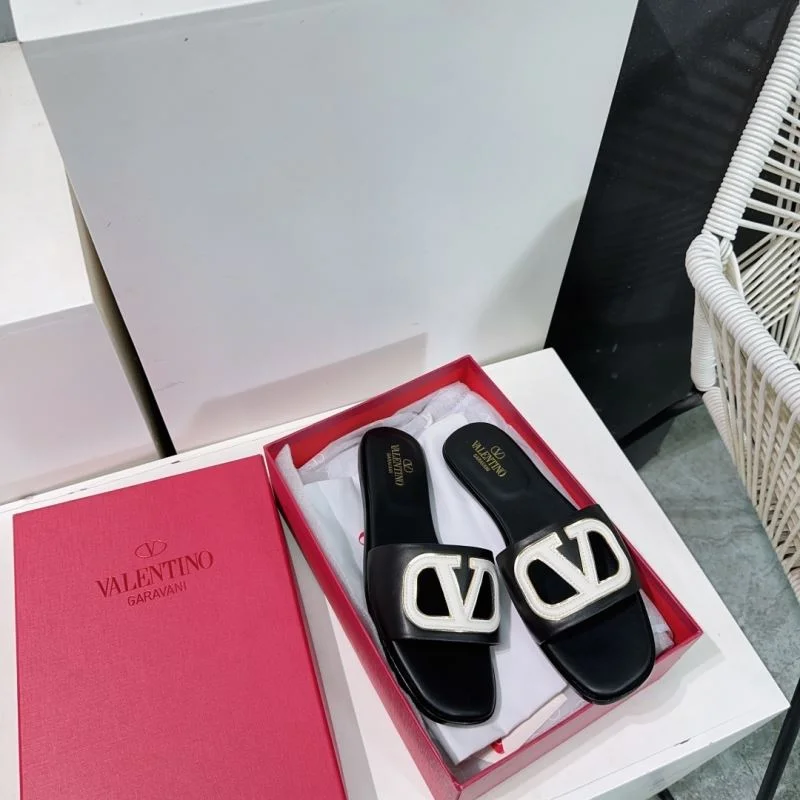 SportInspired Valentino Slippers 36525