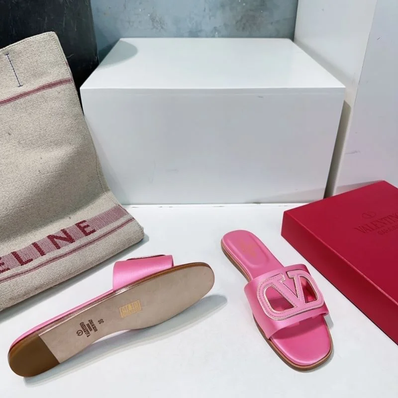 BestValue Valentino Slippers 36531