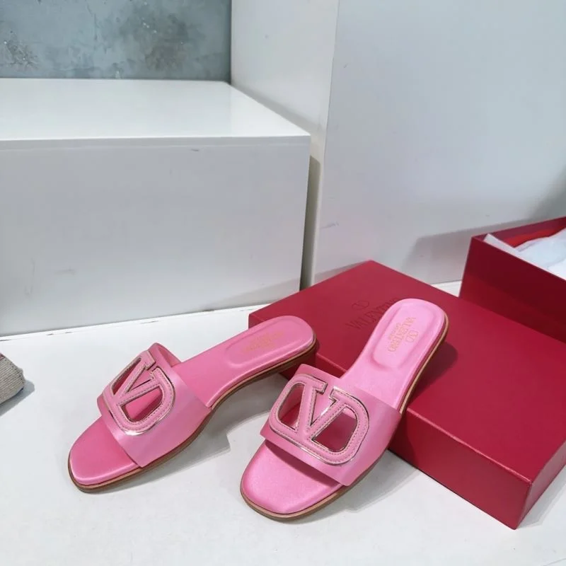 BestValue Valentino Slippers 36531