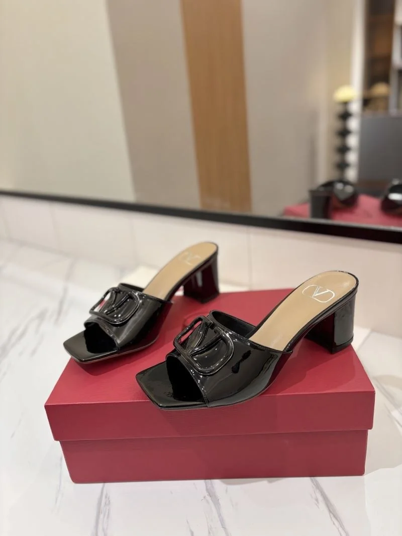 Breathable Valentino Slippers 36523