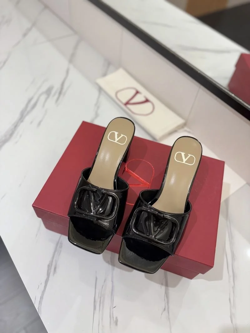 Breathable Valentino Slippers 36523