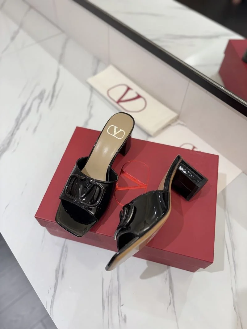 Breathable Valentino Slippers 36523