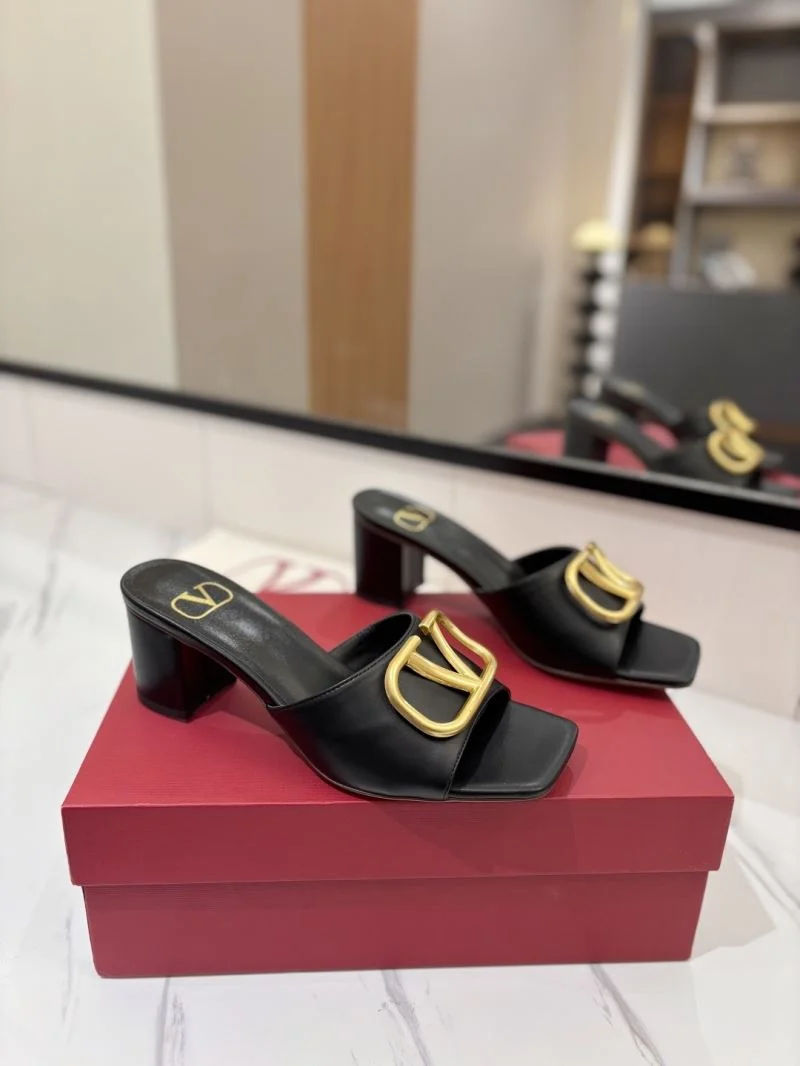 Functional Valentino Slippers 36547