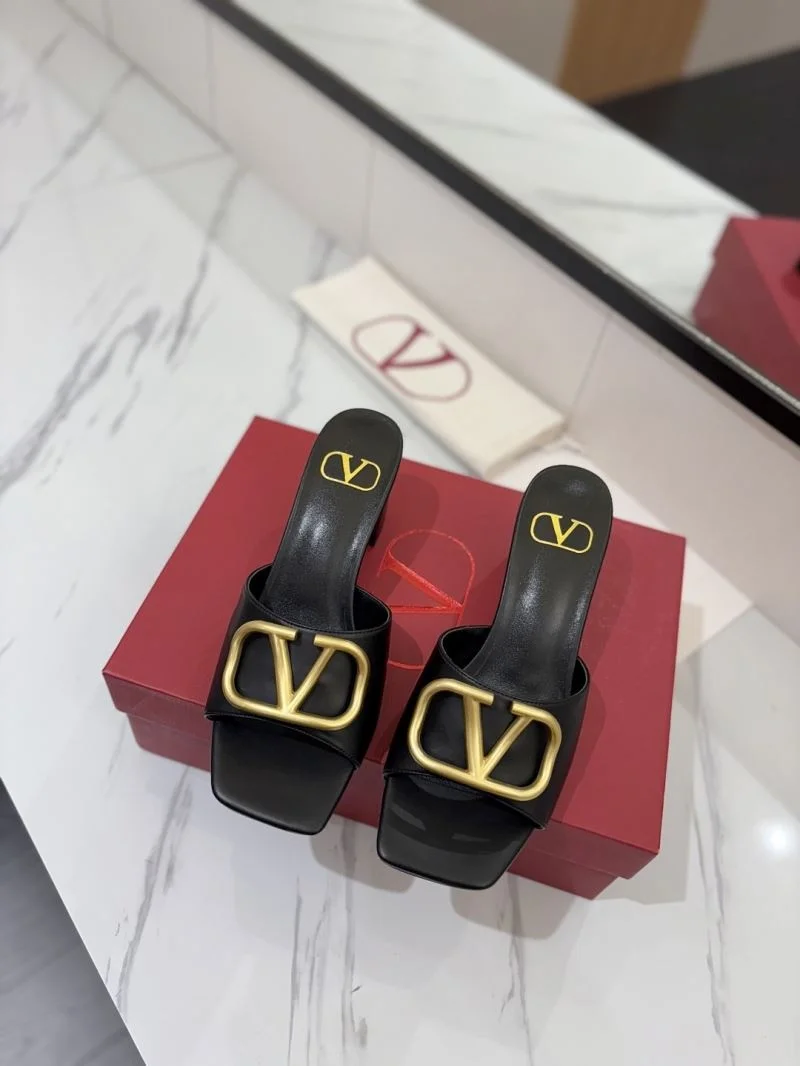Functional Valentino Slippers 36547