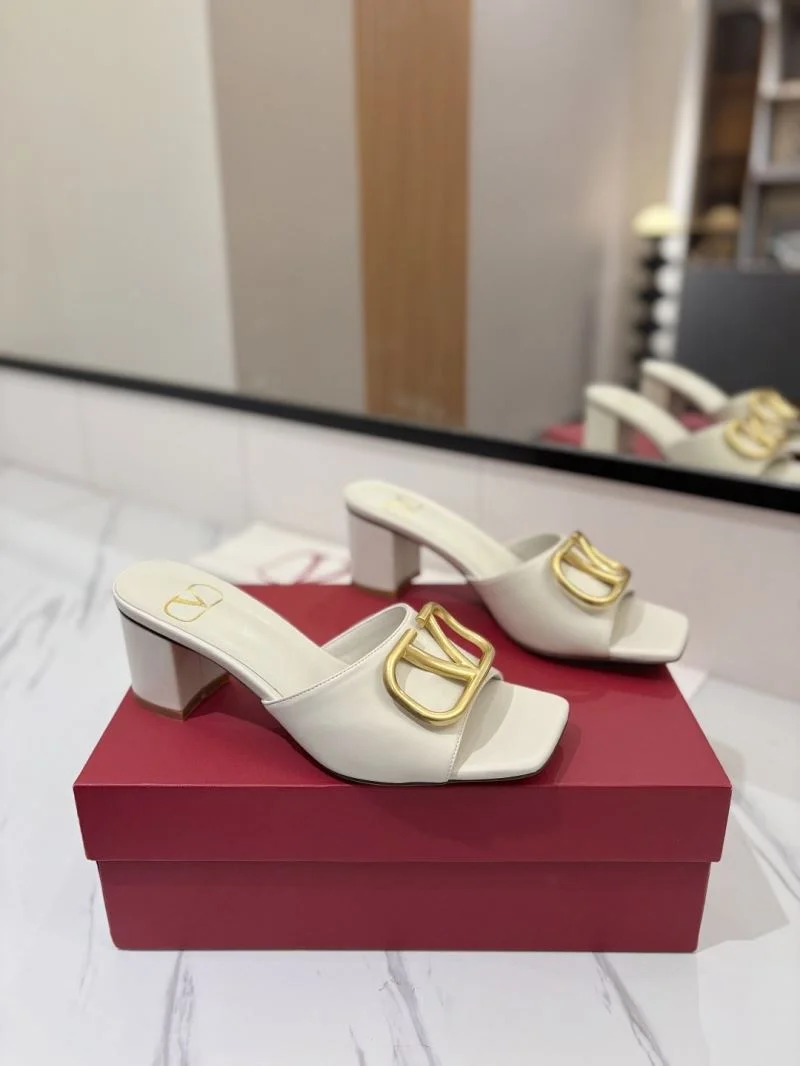 Reliable Valentino Slippers 36537