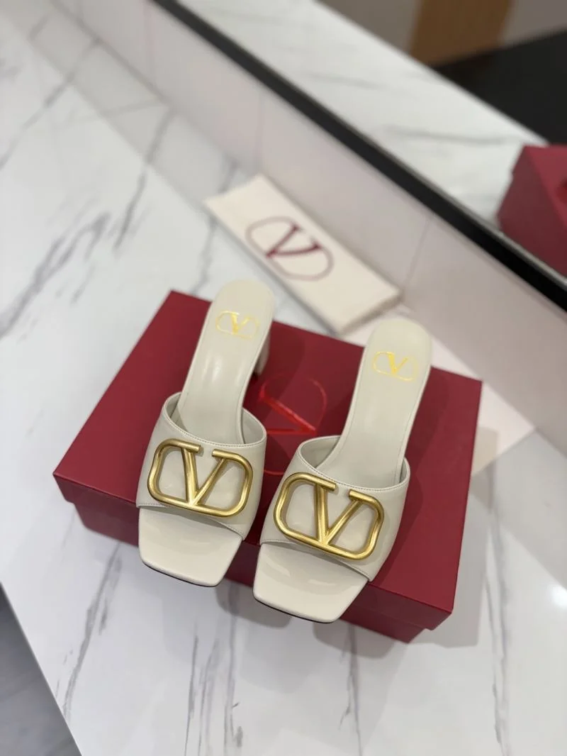 Reliable Valentino Slippers 36537
