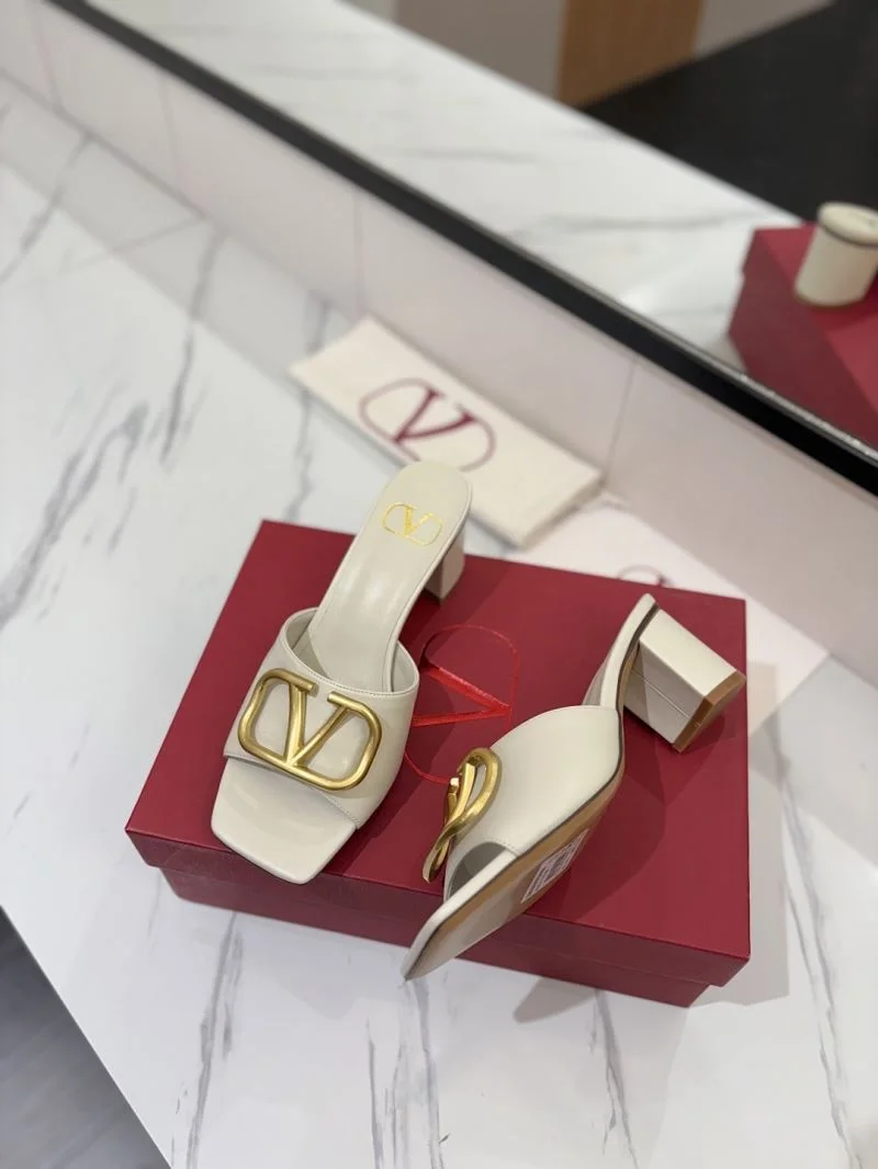 Reliable Valentino Slippers 36537