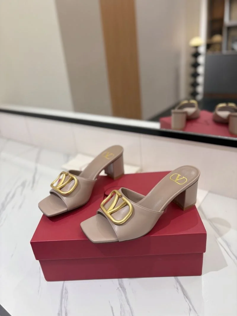 NewStyle Valentino Slippers 36545