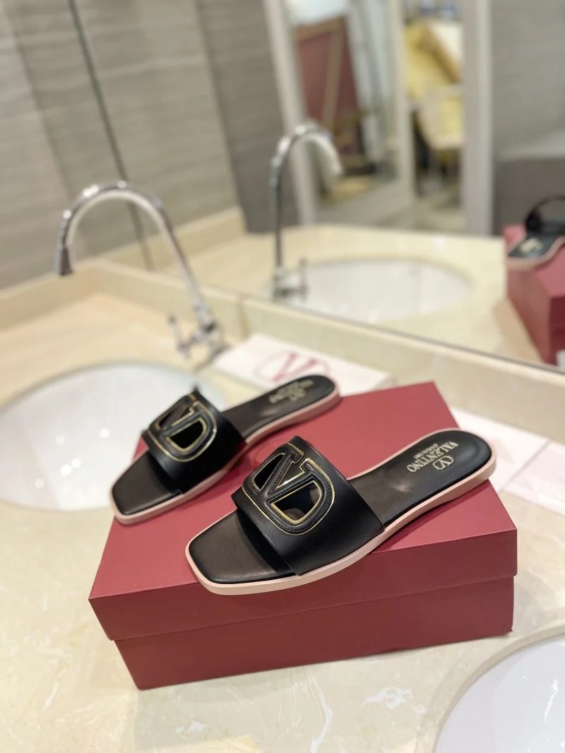 Lightweight Valentino Slippers 36541
