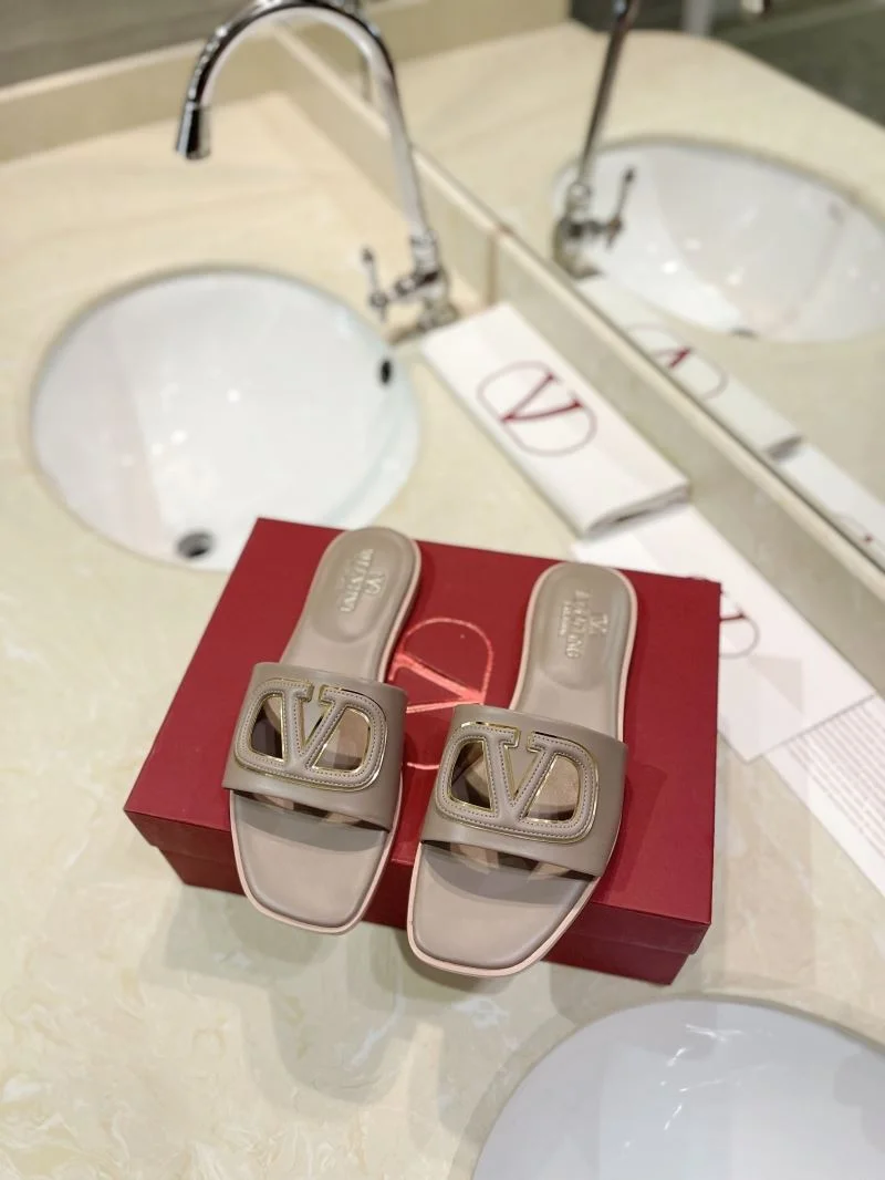 SunProtective Valentino Slippers 36524