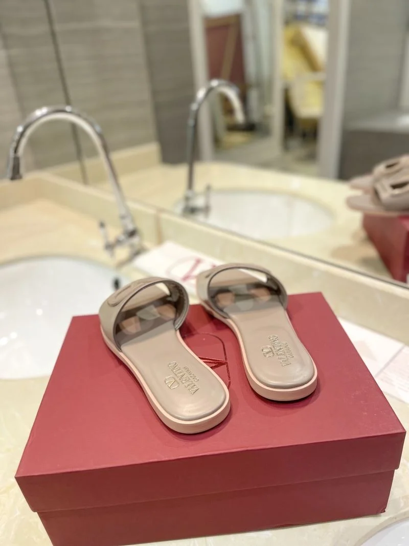 SunProtective Valentino Slippers 36524