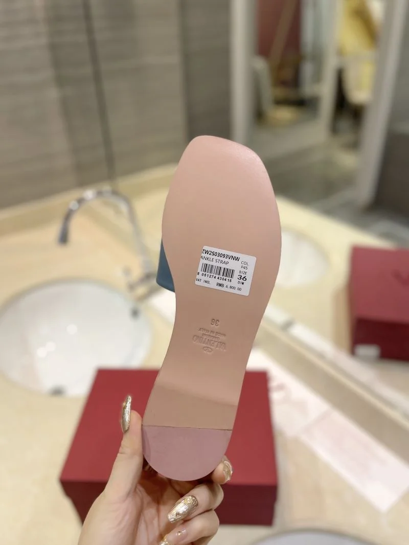 Valentino Slippers Supportive 36521