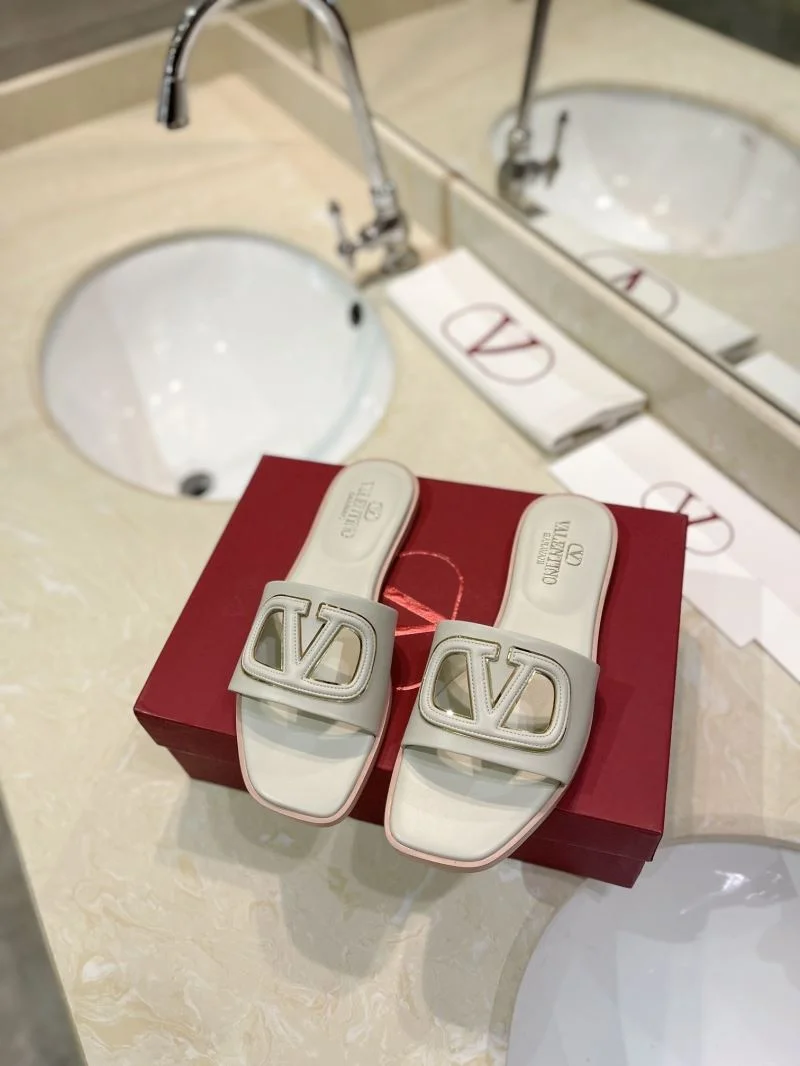 SunProtective Valentino Slippers 36516