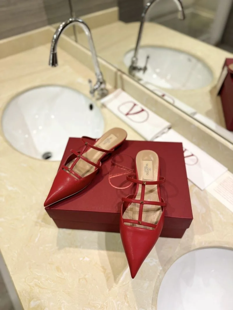 Casual Valentino Slippers 36499
