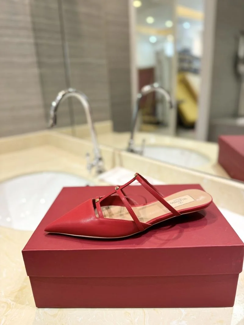 Casual Valentino Slippers 36499