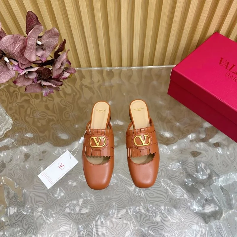 Effortless Valentino Slippers 36304