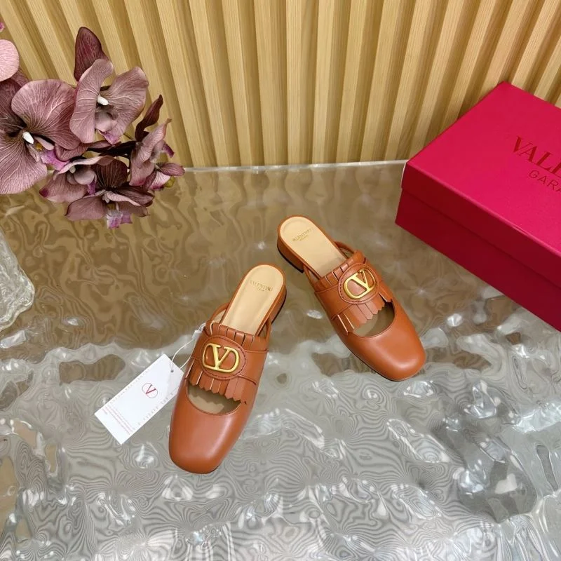 Effortless Valentino Slippers 36304