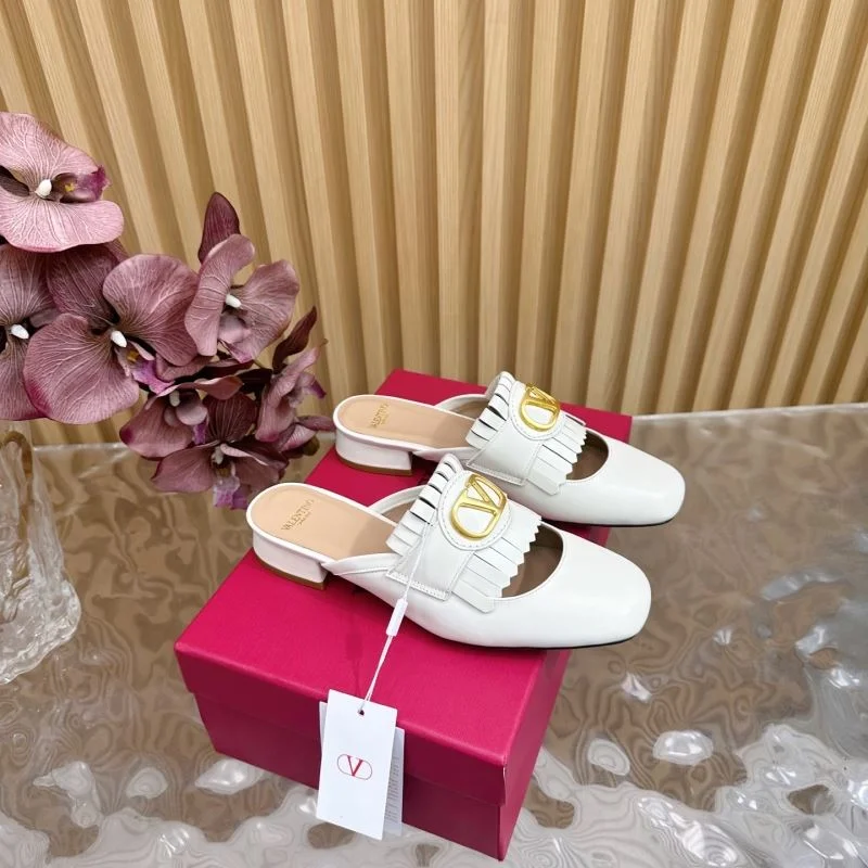 Seasonal Valentino Slippers 36302