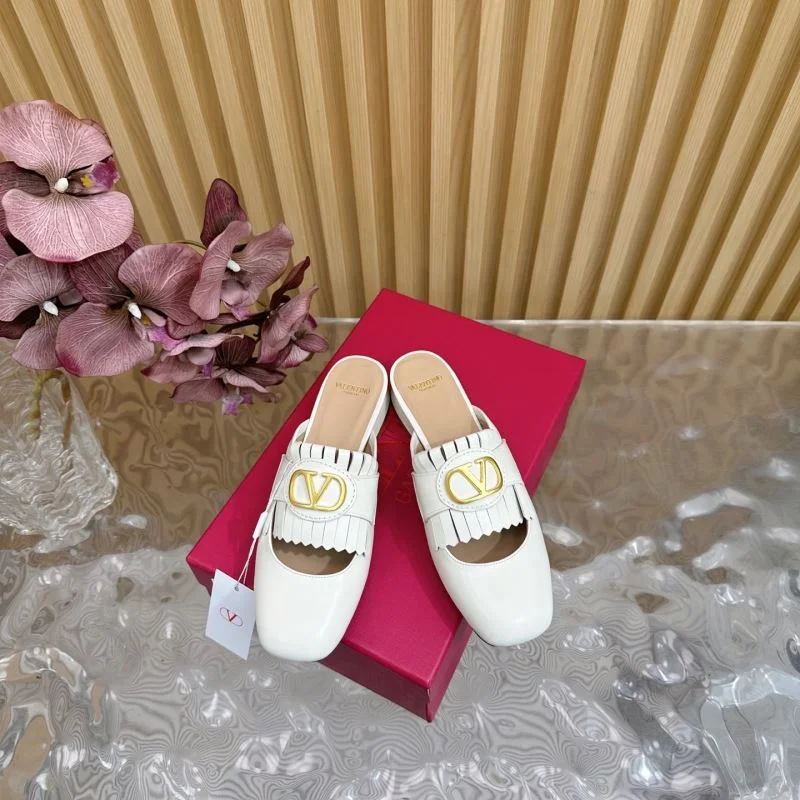 Seasonal Valentino Slippers 36302