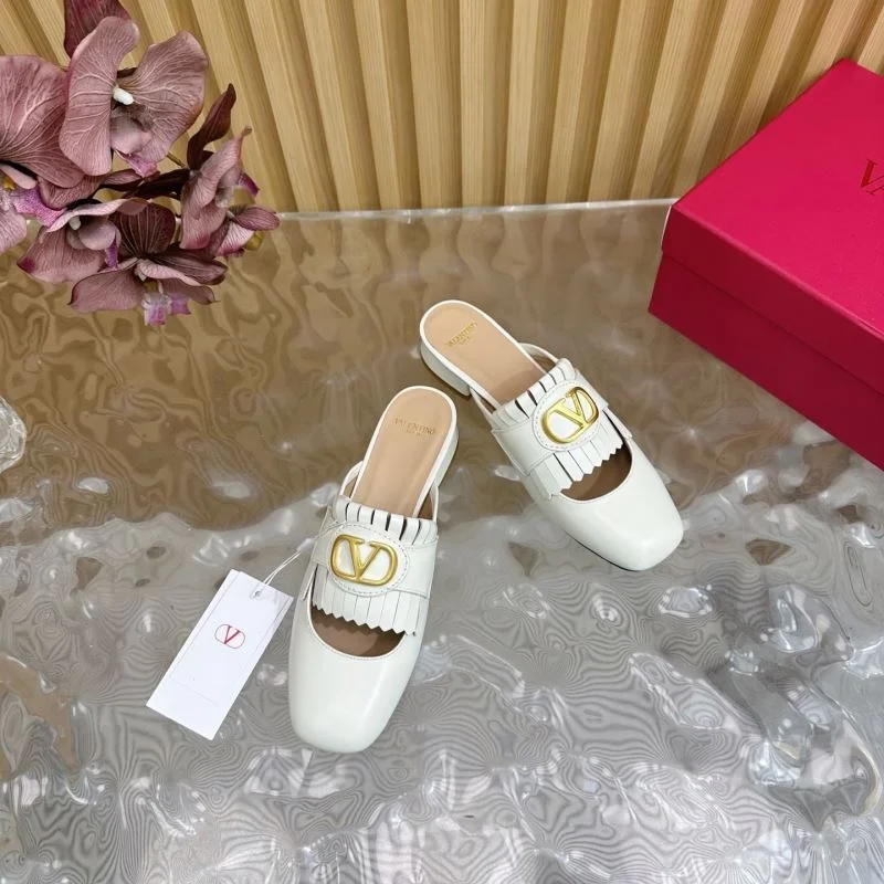Seasonal Valentino Slippers 36302