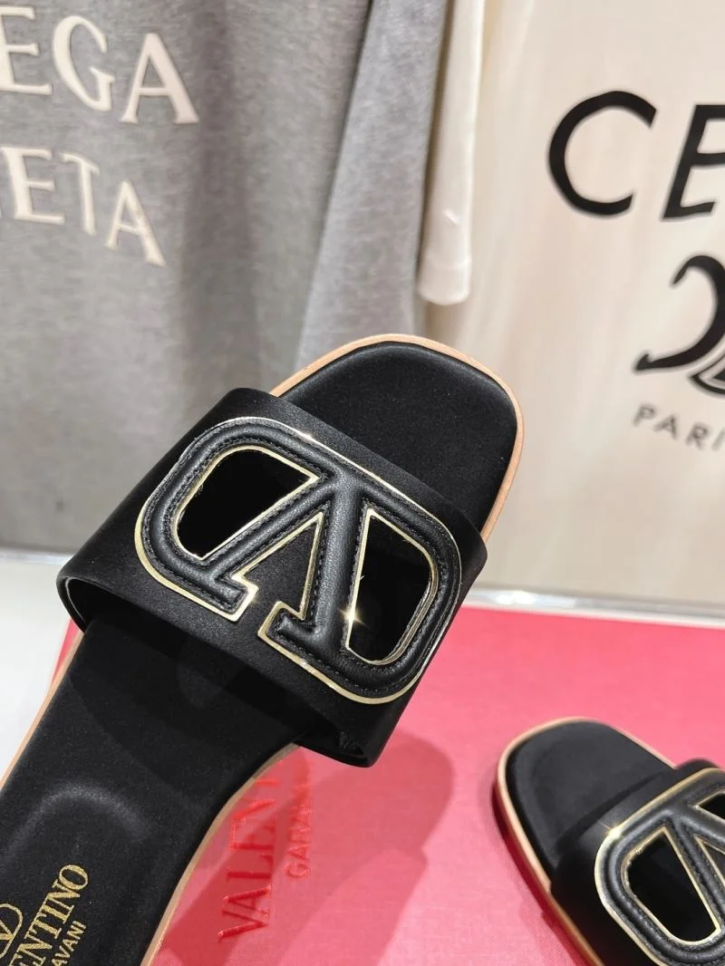 Tailored Valentino Slippers 36301
