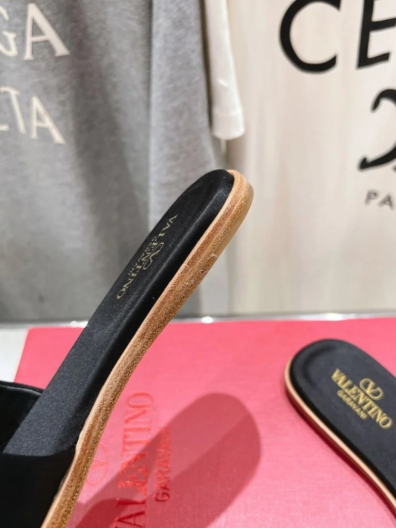 Tailored Valentino Slippers 36301