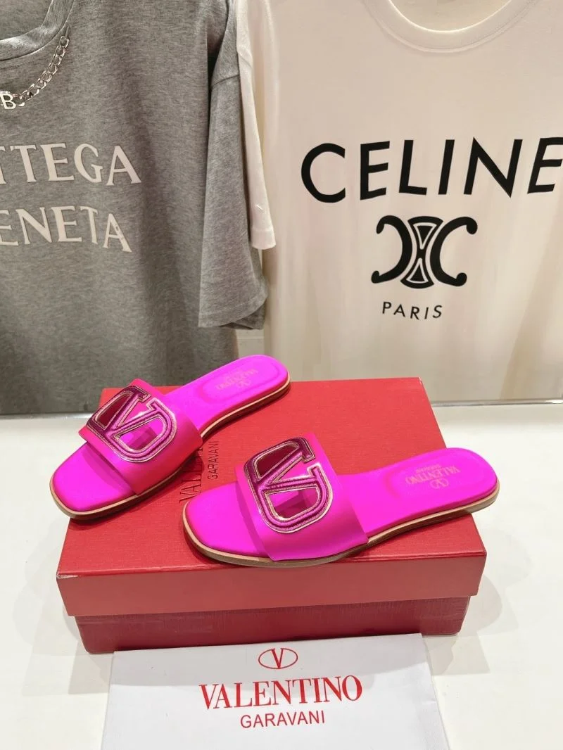 Sporty Valentino Slippers 36298