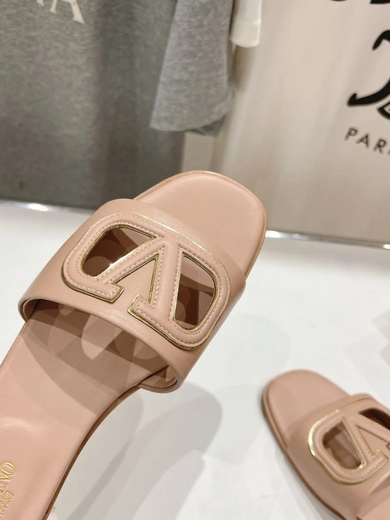 Cozy Valentino Slippers 36288