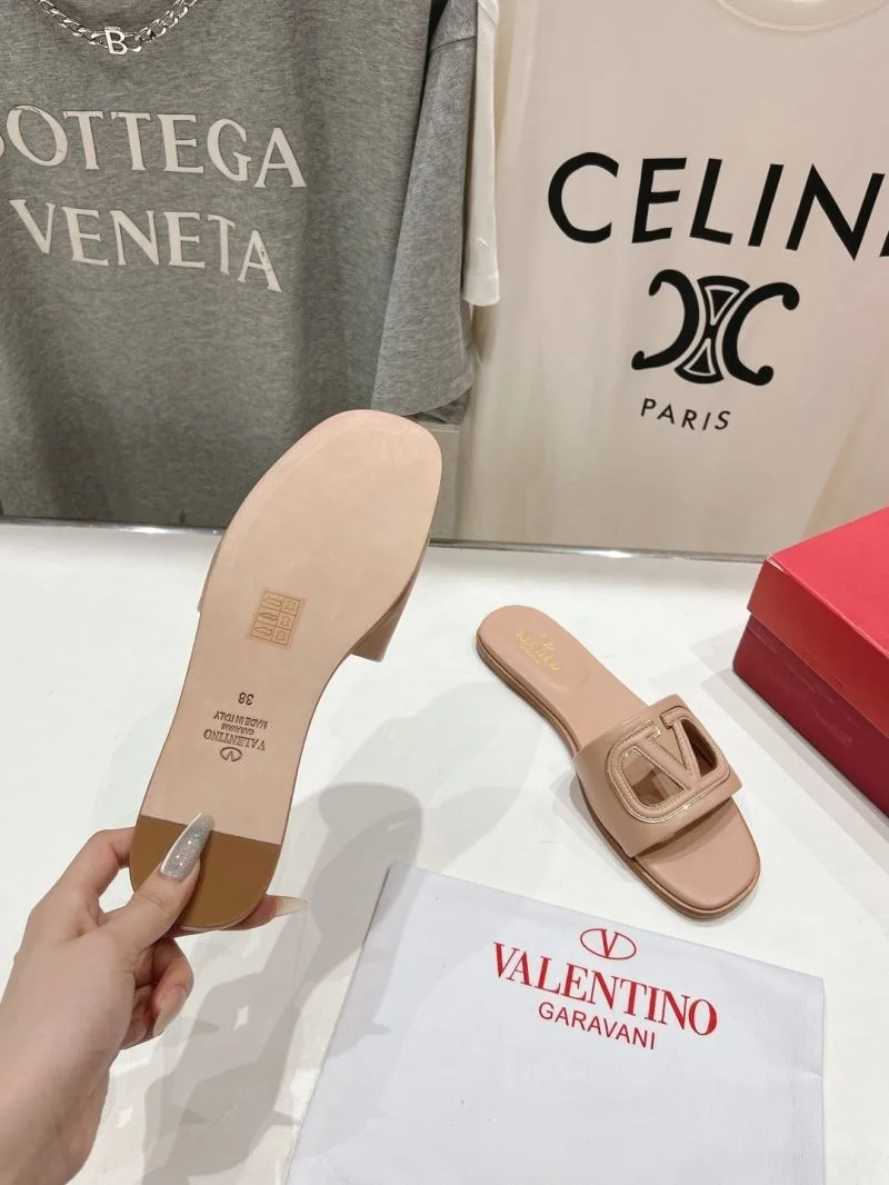 Cozy Valentino Slippers 36288