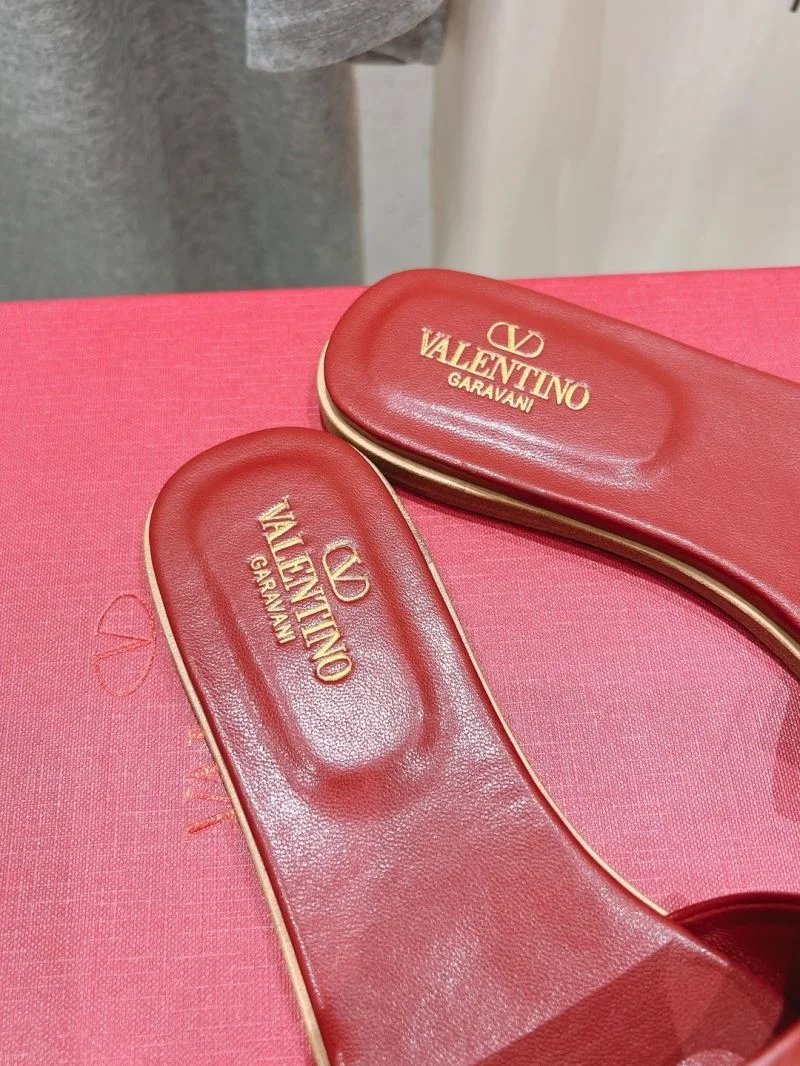 Effortless Valentino Slippers 36299