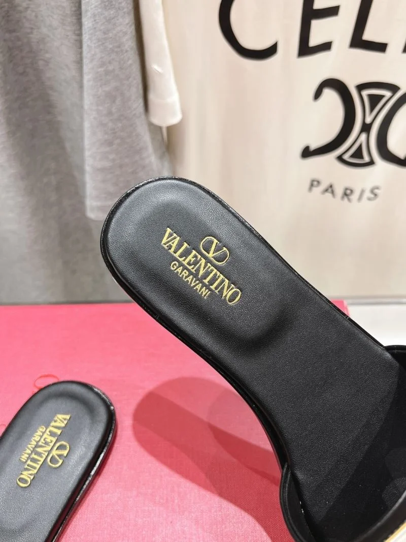 Valentino Slippers Breathable 36283