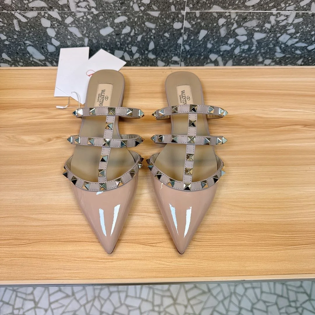 Popular Valentino Slippers 35924