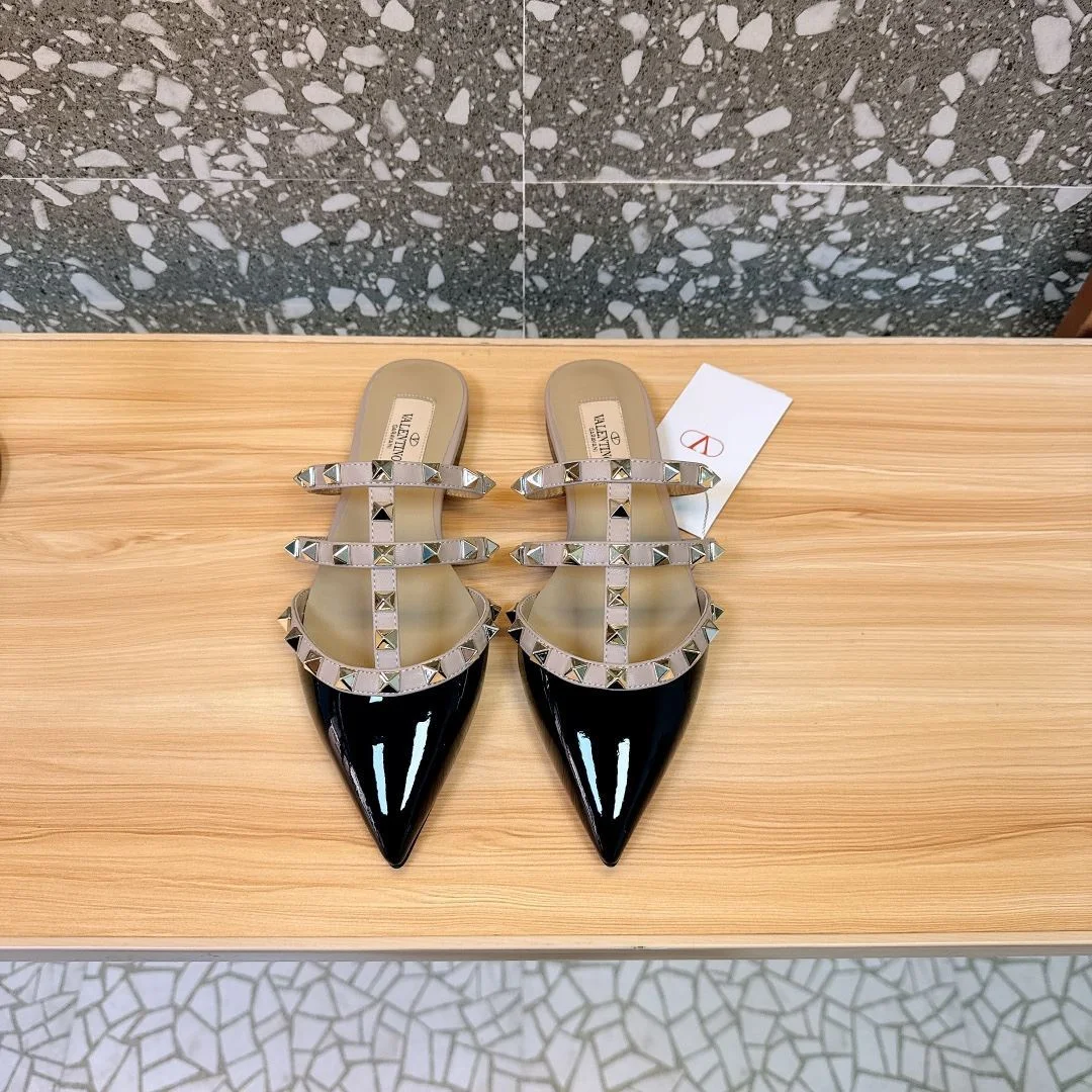 Flexible Valentino Slippers 35913