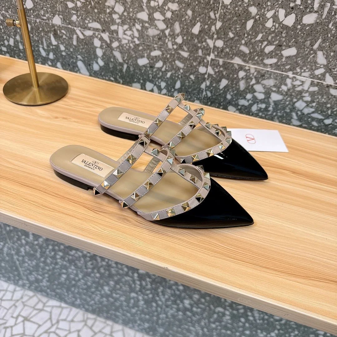 Flexible Valentino Slippers 35913