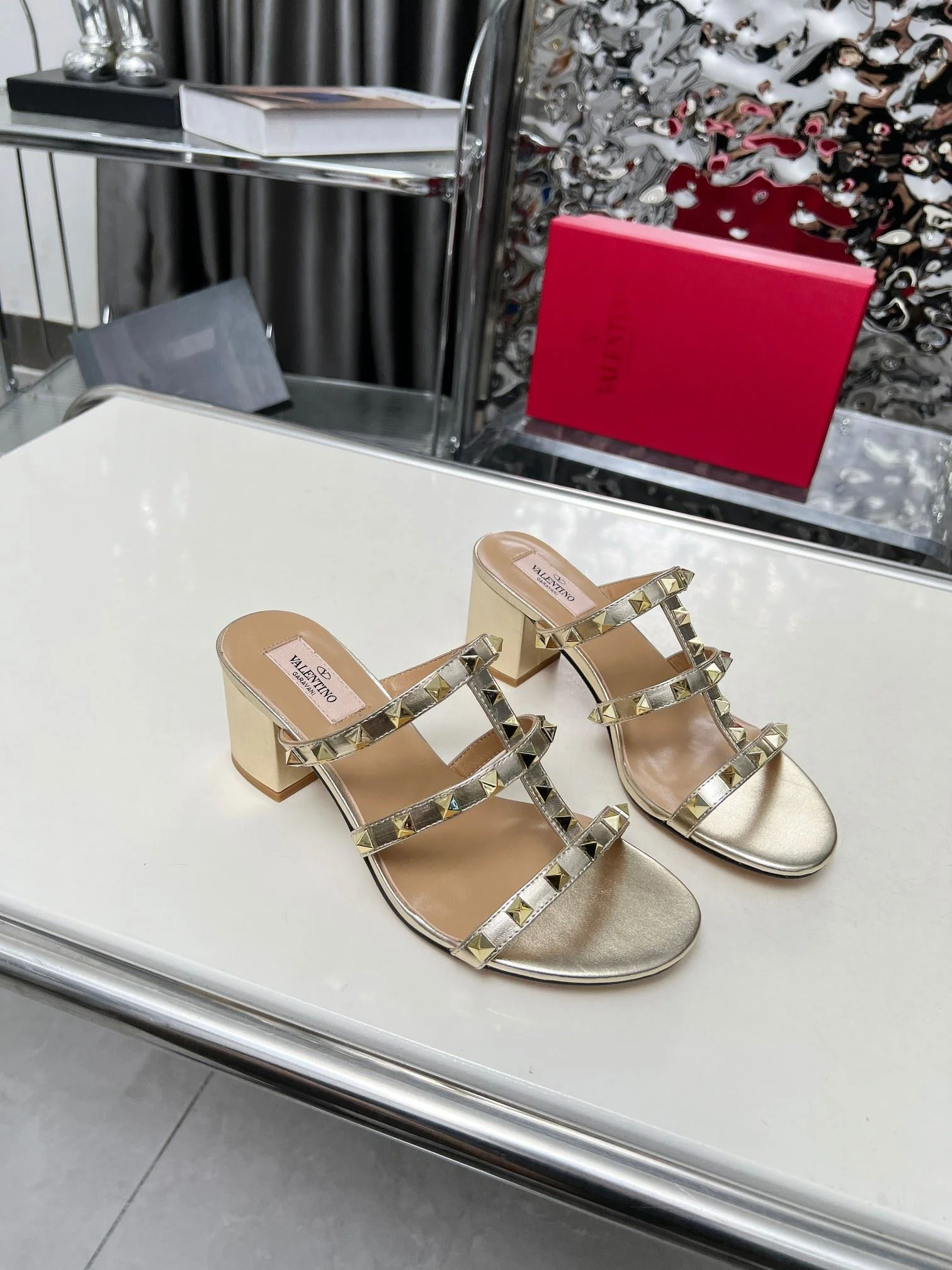 QuickDry Valentino Slippers 35918