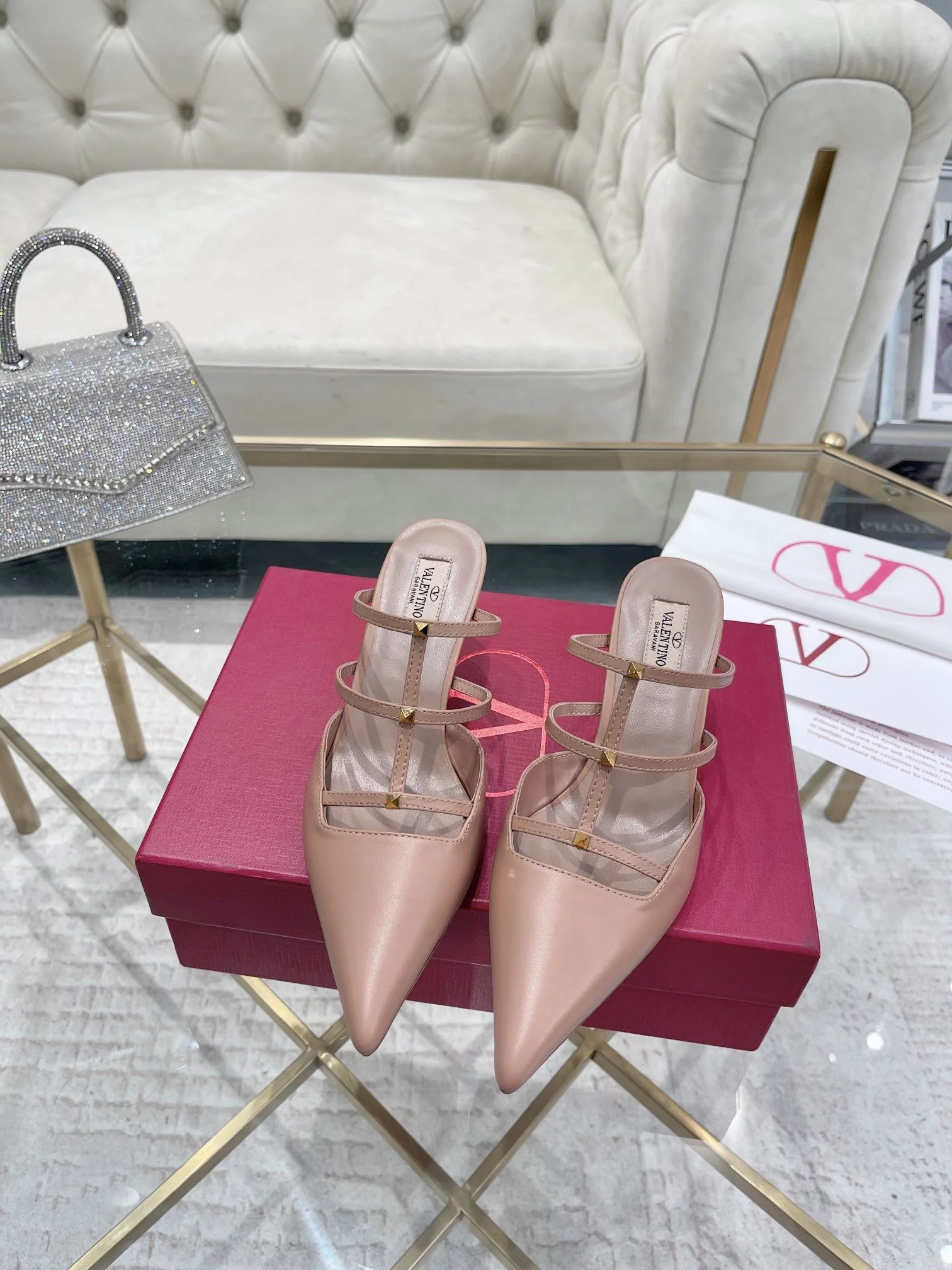Youthful Valentino Slippers 35902