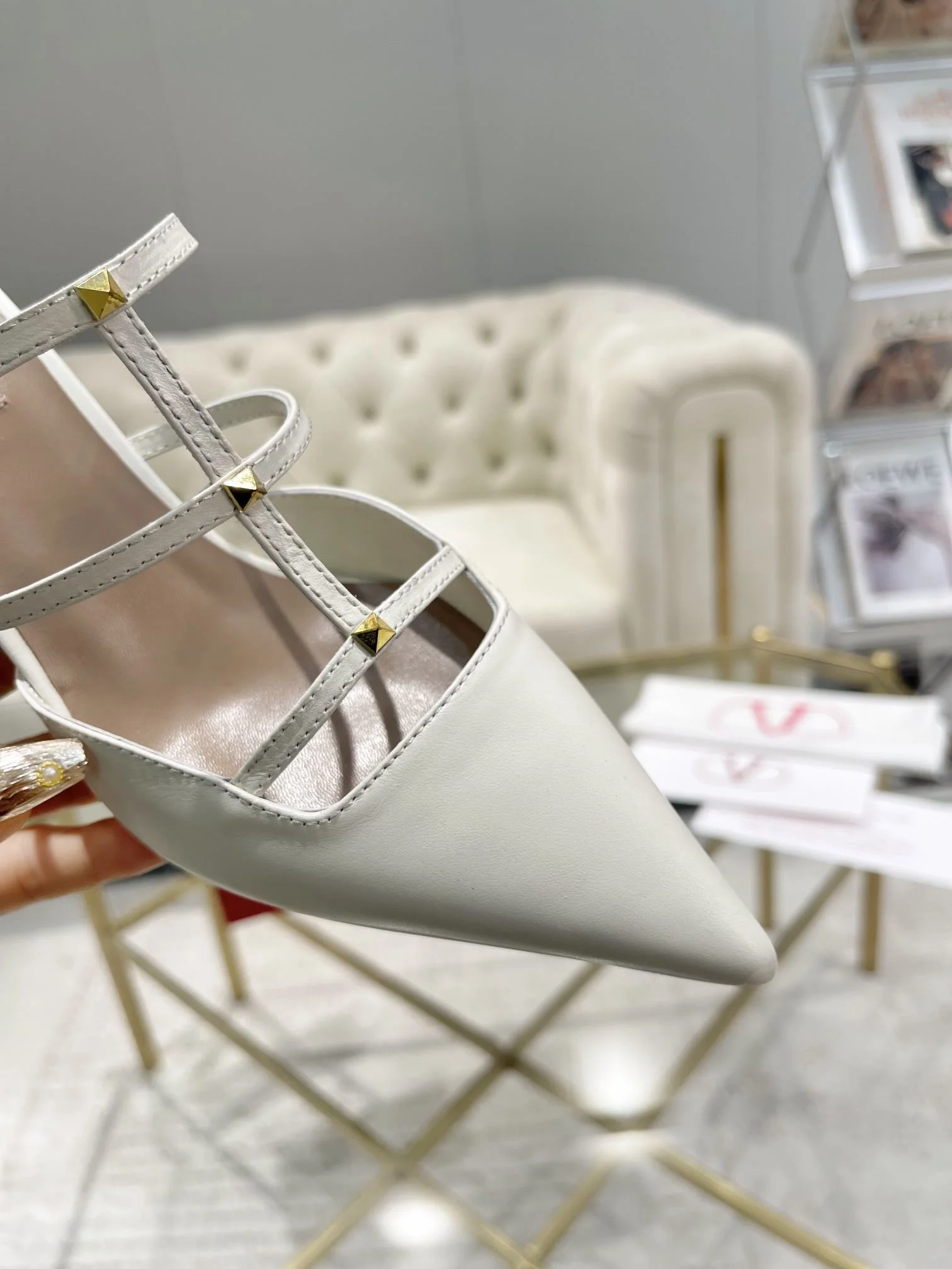Valentino Slippers Sleek 35899